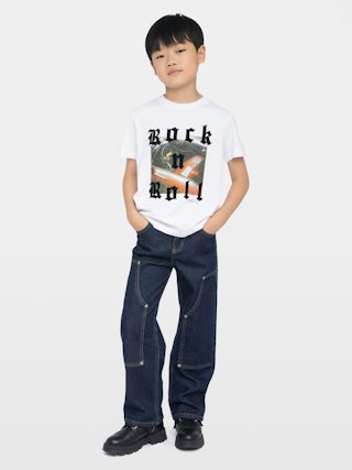 Kita Boy's T-shirt - Short-sleeved t-shirt, round neck, printed photo with flocked "Rock'n'Roll" inscription on the front.