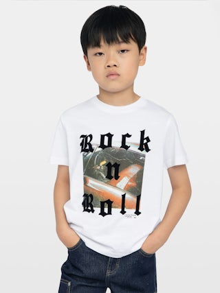 Kita Boy's T-shirt - Short-sleeved t-shirt, round neck, printed photo with flocked "Rock'n'Roll" inscription on the front.