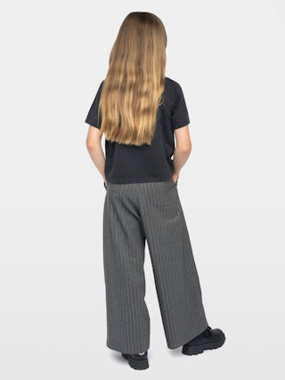 Amber Girl's T-shirt - Round neck t-shirt, regular fit, logo printed on the front.