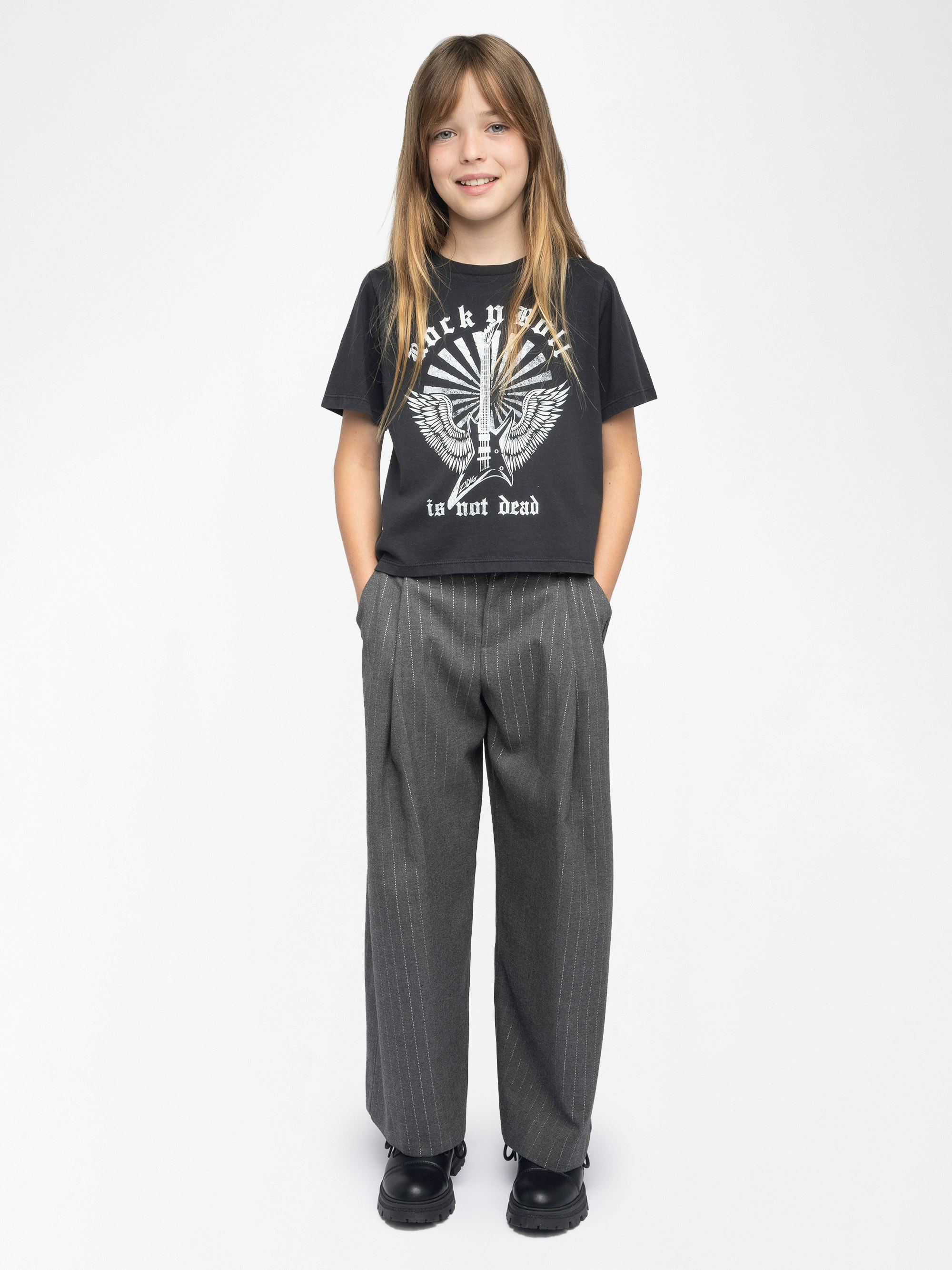 Amber Girl's T-shirt - Round neck t-shirt, regular fit, logo printed on the front.