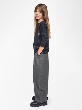 Jo Girl's T-shirt - Long-sleeved t-shirt with round neck and rhinestone star illustration on the front.