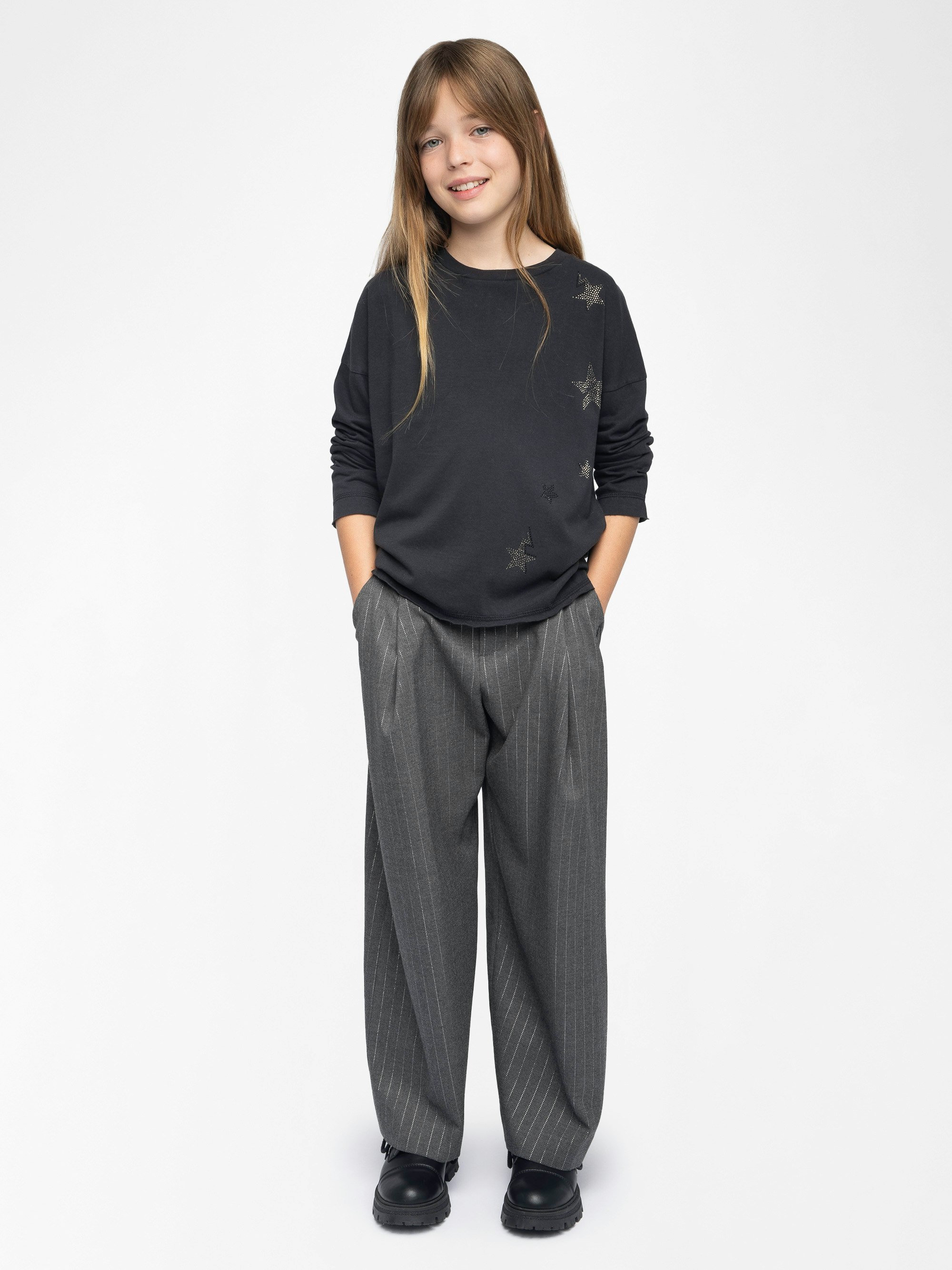 Jo Girl's T-shirt - Long-sleeved t-shirt with round neck and rhinestone star illustration on the front.