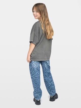 Jorja Girl's T-shirt - Oversized fit t-shirt, round neck with western print on the front.