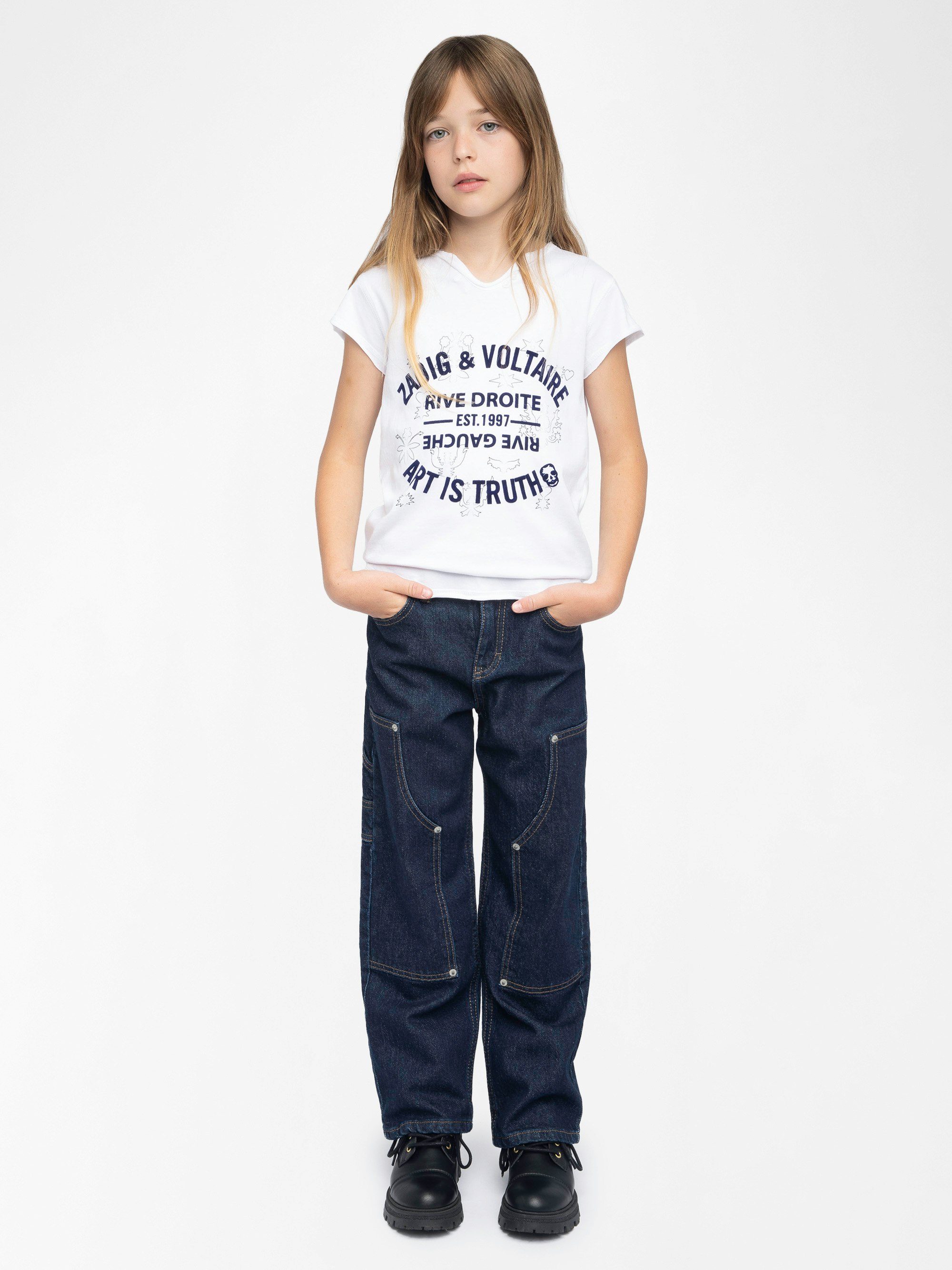 Boxo Girls T-shirt - Henley t-shirt, short sleeves, flocked logo on front, wing embroidery on sleeve.