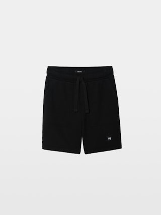 Pablo Shorts - Sweatshorts with XO skull patch.