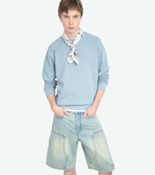 Uppy Sweatshirt - Raglan long-sleeved sweatshirt with back print.