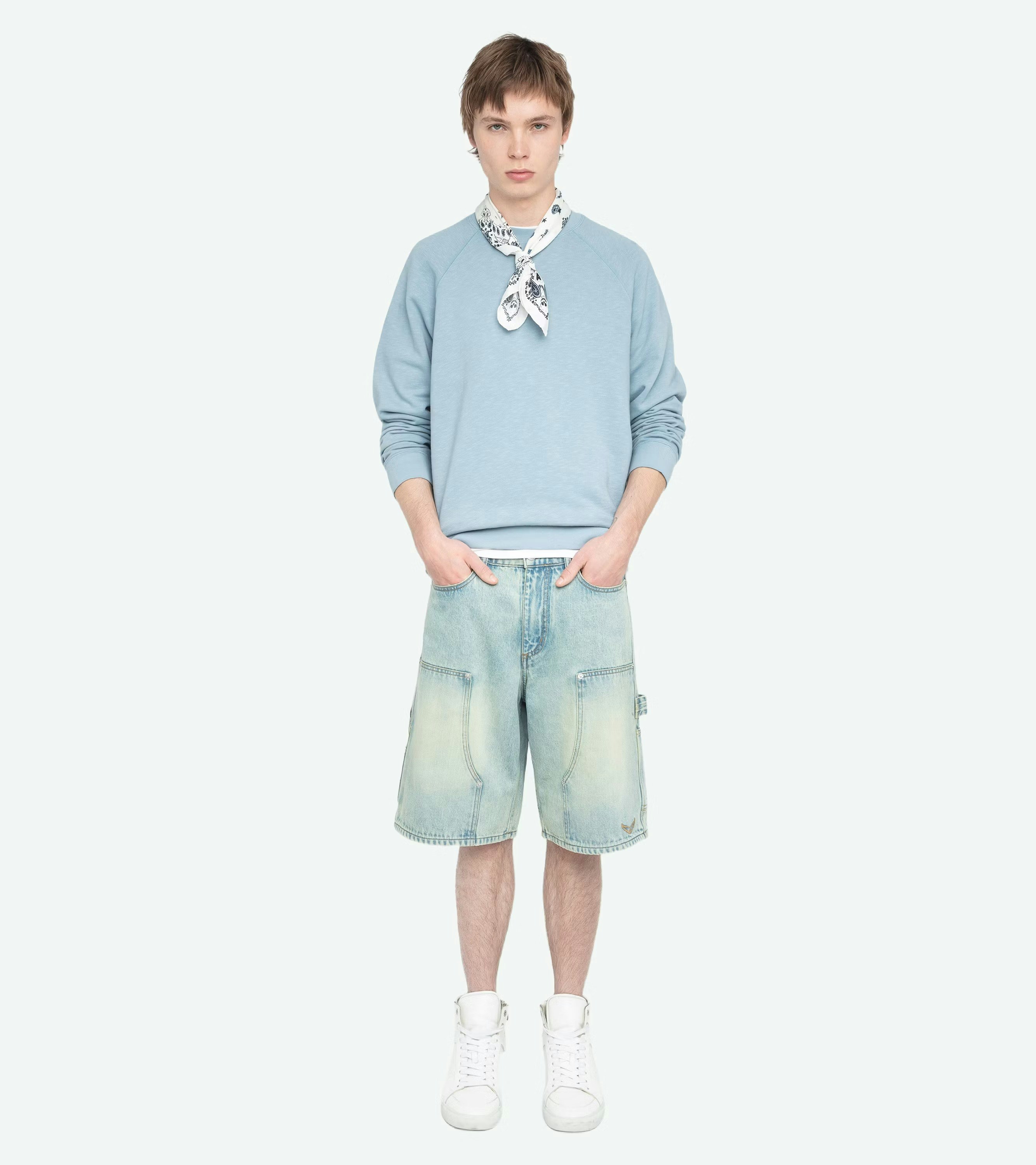 Sweatshirt Uppy - Sweatshirt mit Raglanärmeln und Rückenprint.