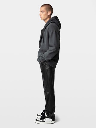 Sweatshirt Sacha - Sweatshirt molletonné zippé gris à capuche, manches longues et imprimé "Voltaire" au dos.