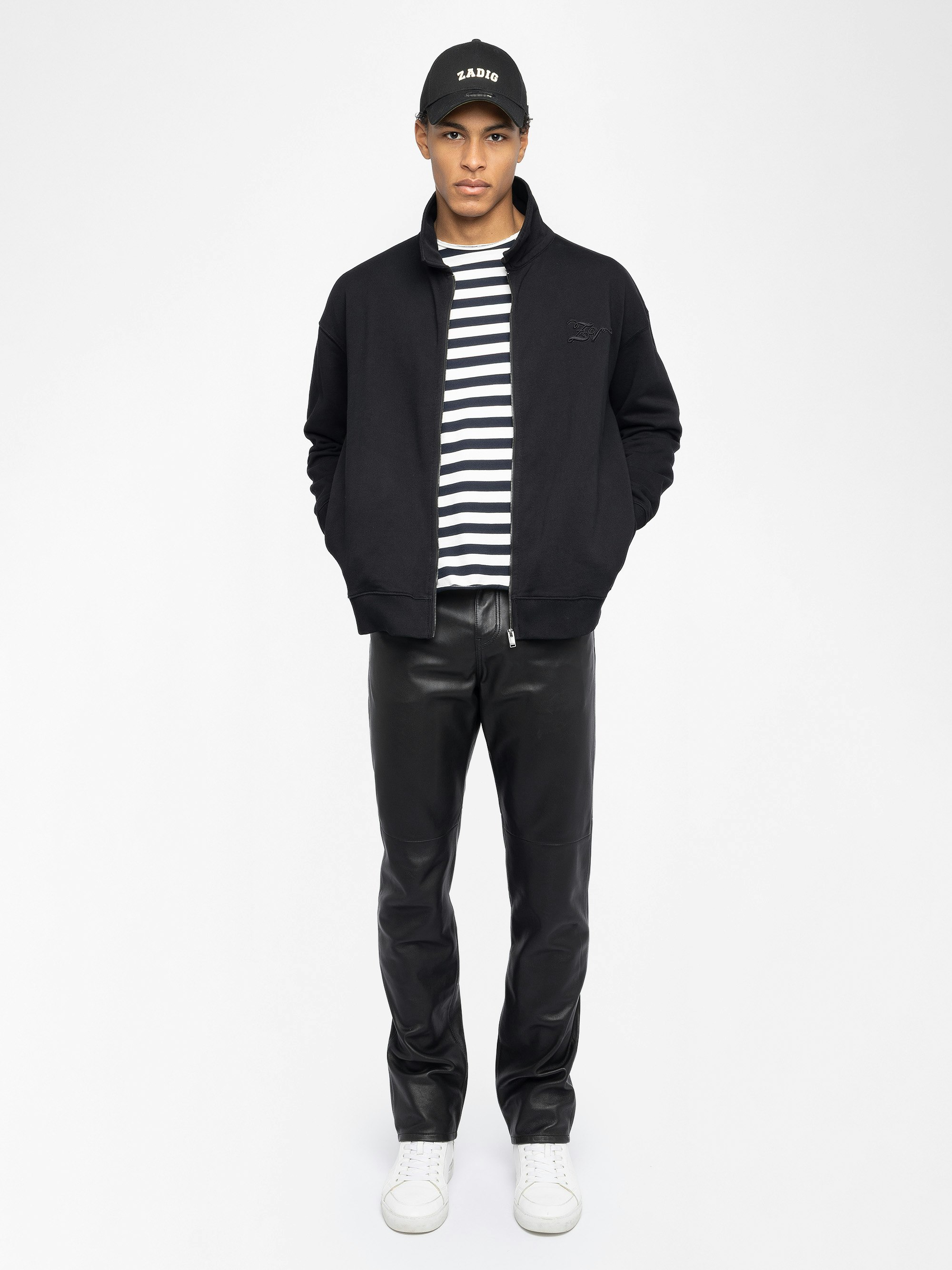 Sweatshirt Moyaz - Zipped sweatshirt with long sleeves.