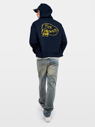 Sweatshirt Sacha - Sweatshirt à capuche avec broderie au dos.