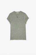Monastir T-shirt - Men's short-sleeve T-shirt in green cotton and with Henley neckline and a slogan on the back
