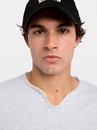 Tunisien Monastir - Tunisien manches longues avec imprimé au dos.