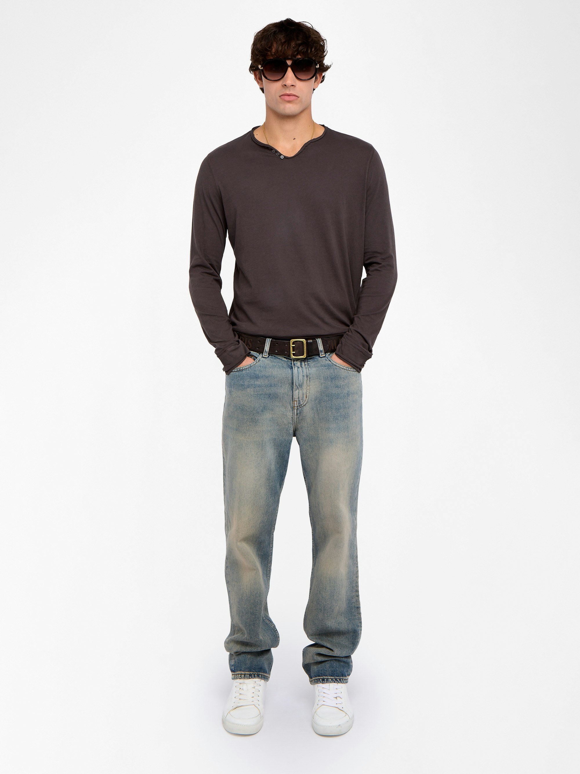 Monsatir Henley T-shirt - Long-sleeved henley t-shirt with print on the back.