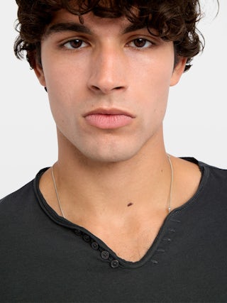 Tunisien Monastir - Tunisien manches longues avec broderie à l'avant.