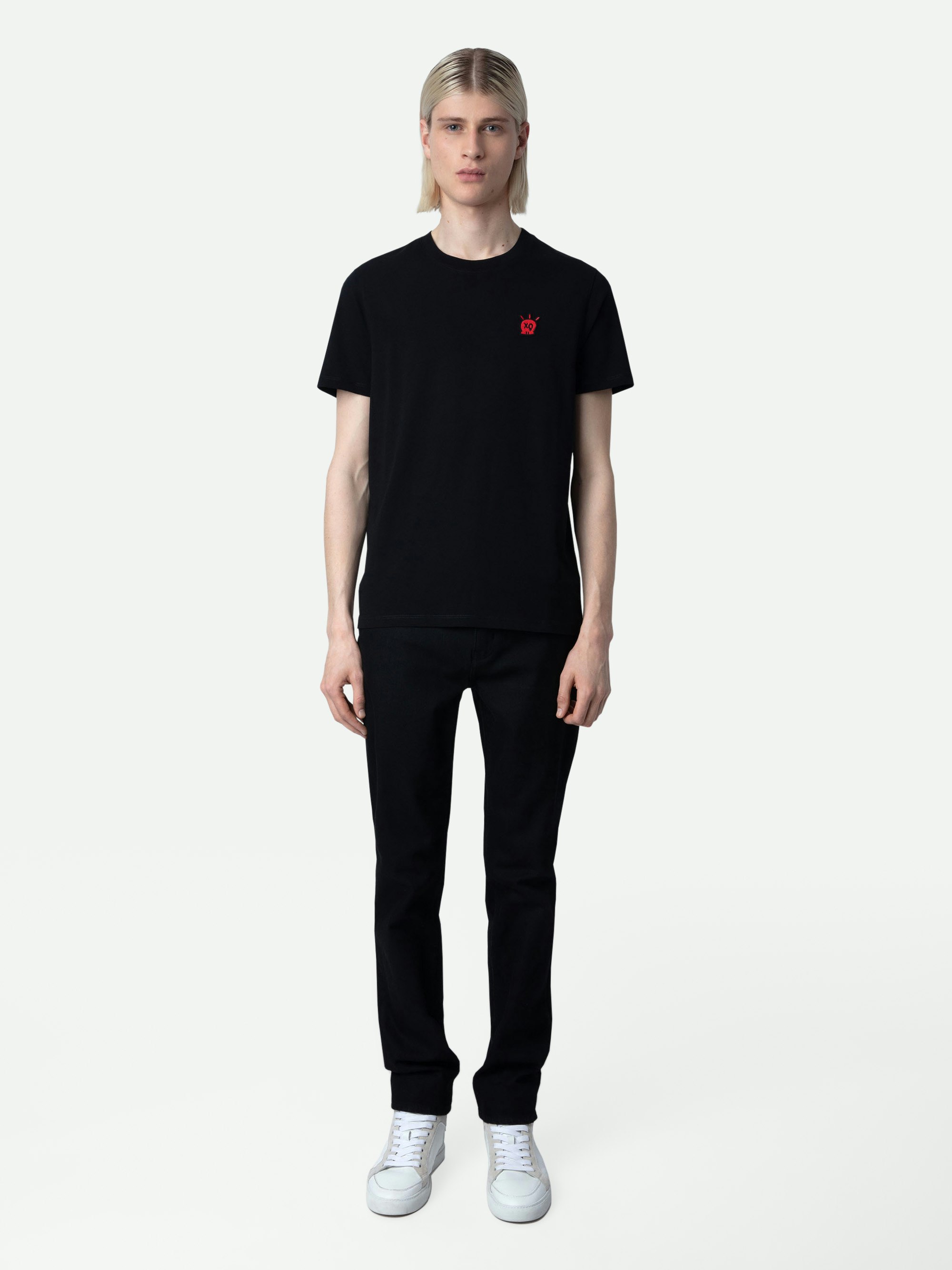 Camiseta Tommy Skull XO - Camiseta negra de algodón para hombre con parche de calavera XO en el pecho.