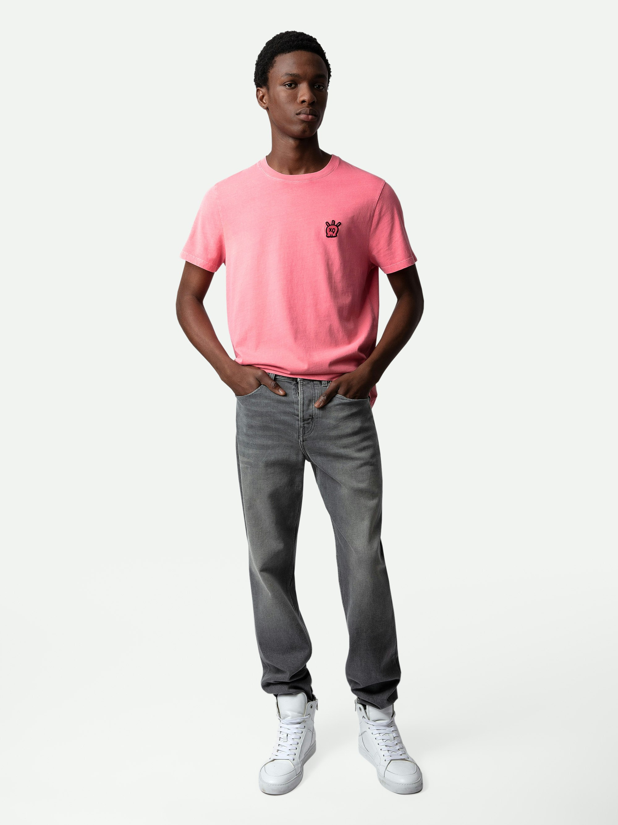 T-shirt Tommy Skull XO - T-shirt in cotone rosa girocollo con maniche corte e toppa Skull XO.