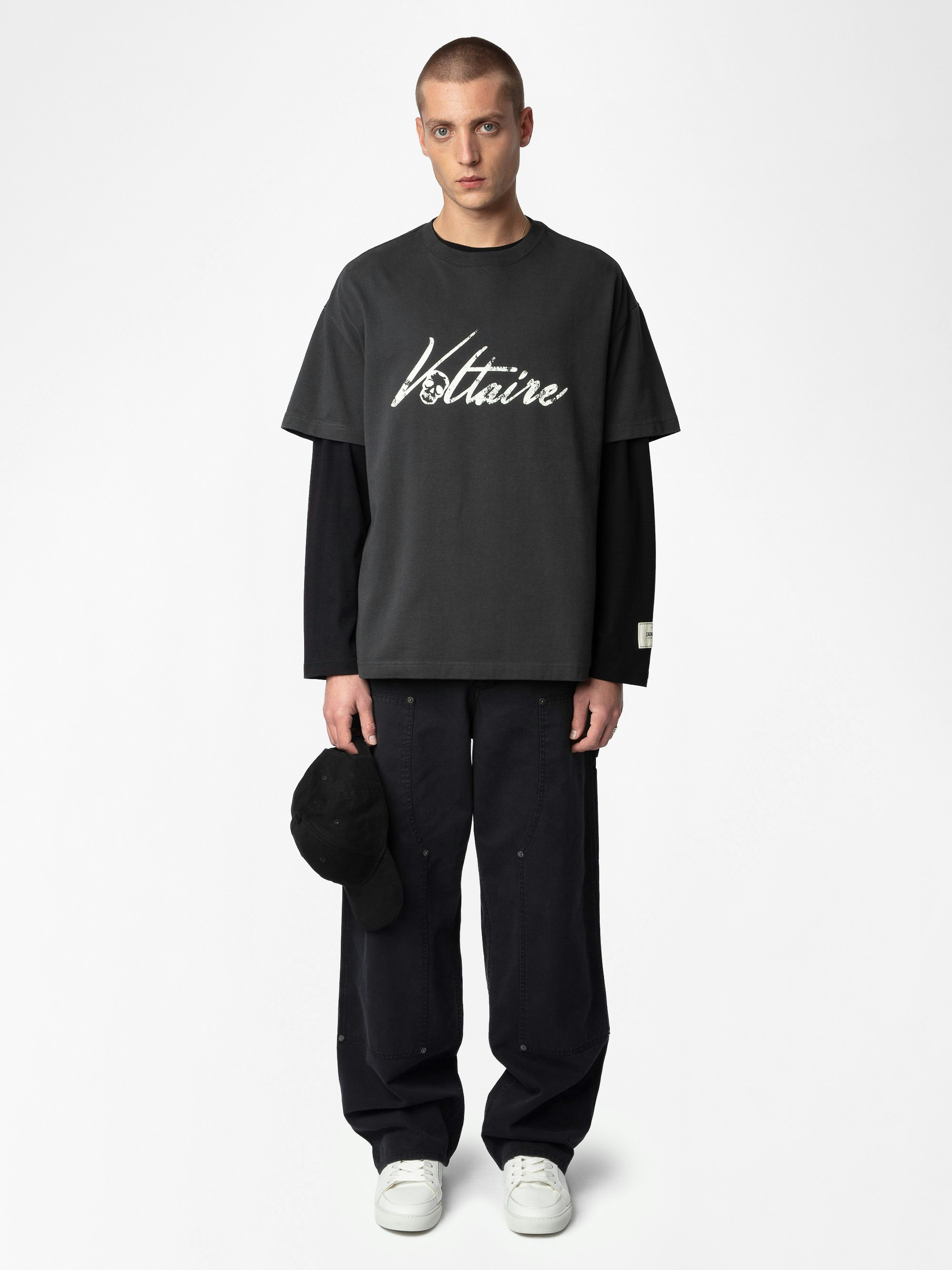 Teddy T-shirt - Oversized dark grey organic cotton t-shirt with short sleeves and "Voltaire" print.