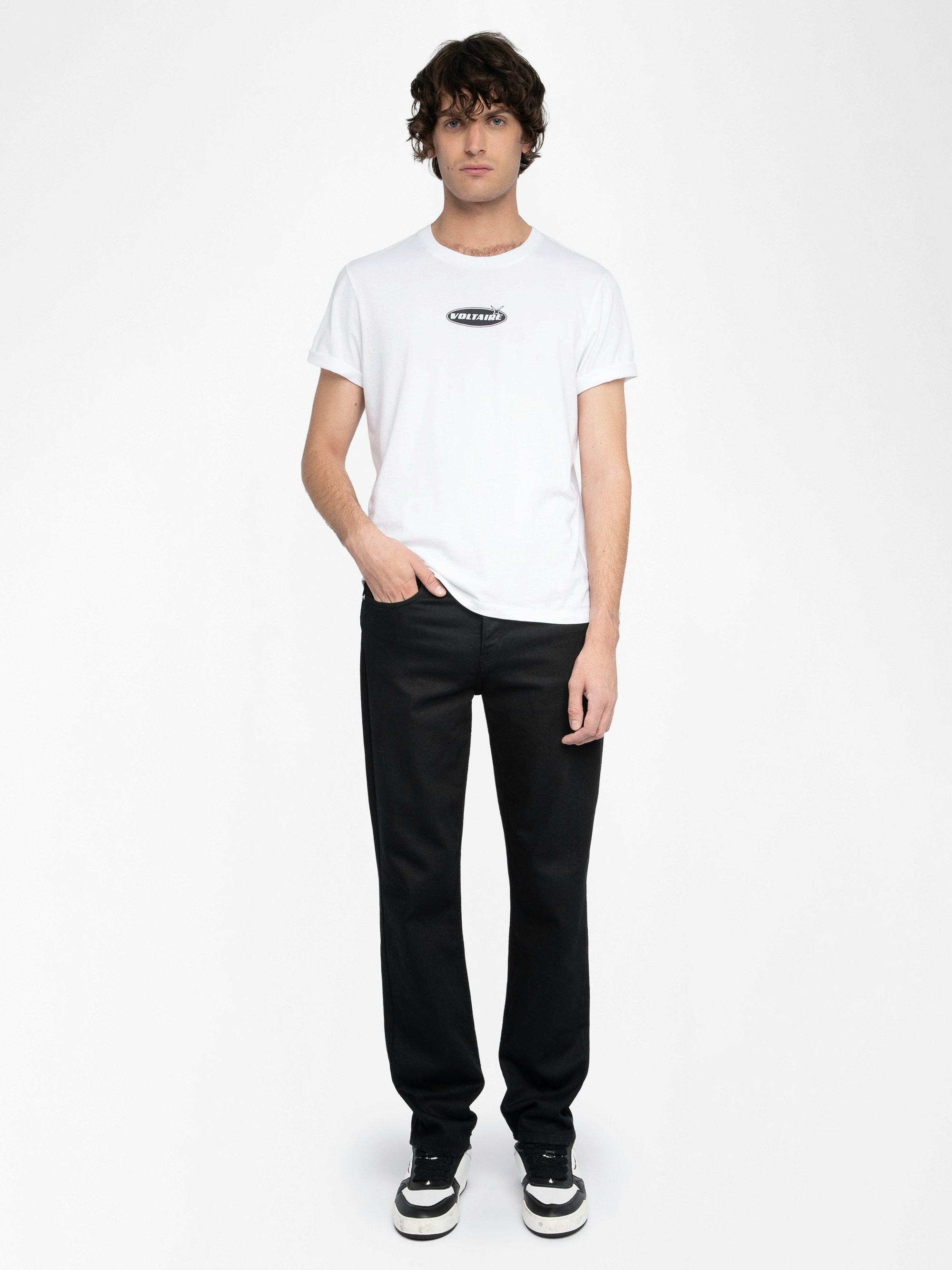 Tommy T-shirt - Short-sleeved t-shirt adorned with a signature badge at the front.