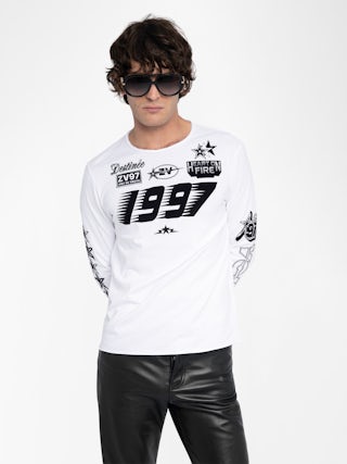 Timo T-shirt - Long-sleeved t-shirt with flock and embroidered customisations.