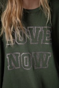 Sudadera Portland Love - Sudadera de mujer de algodón caqui Love Now. Confeccionado con fibras procedentes de la agricultura ecológica.