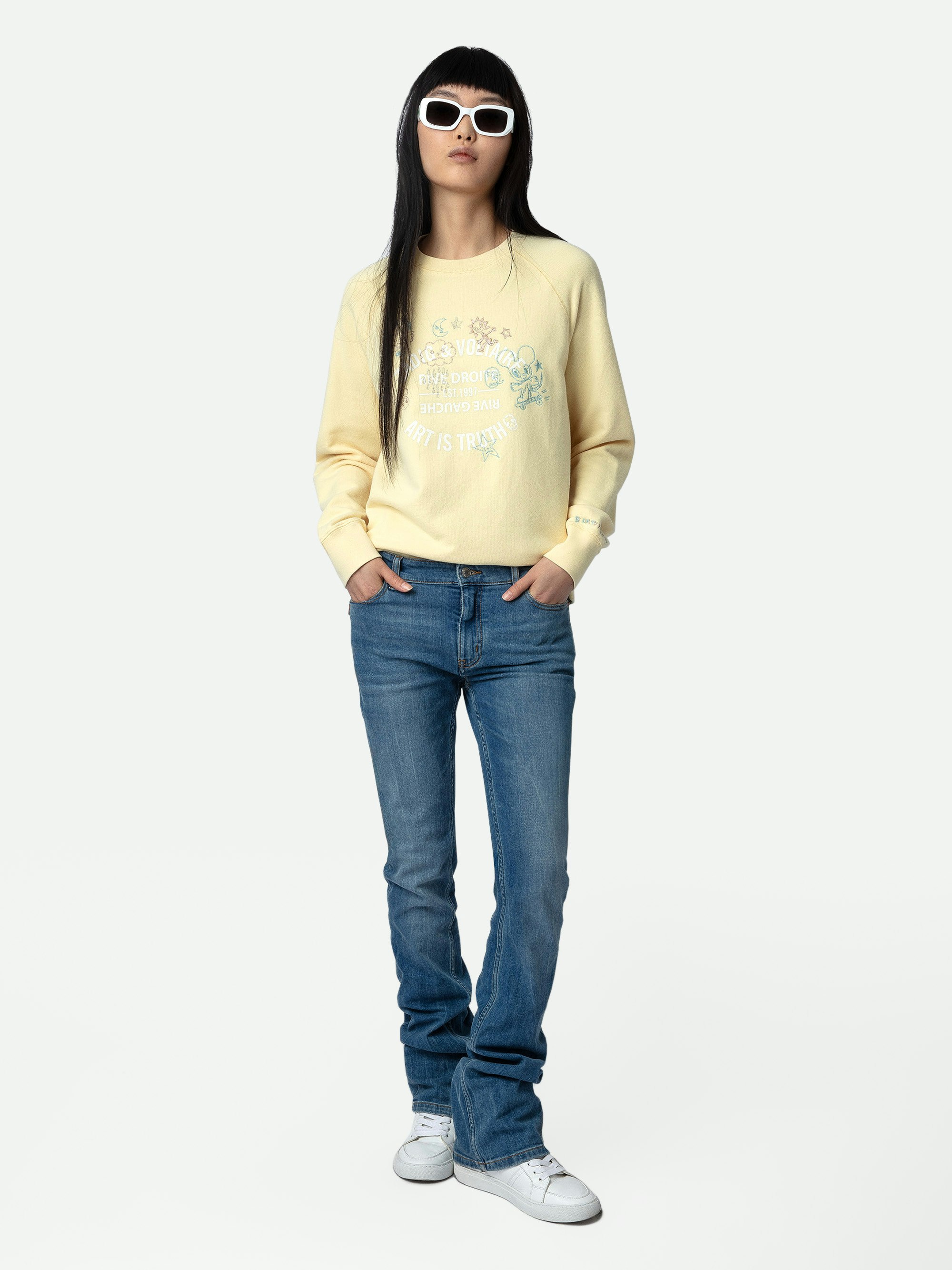 Sweatshirt Upper Blason - Sweatshirt jaune clair à manches longues, blason et customisations créées par Humberto Cruz.