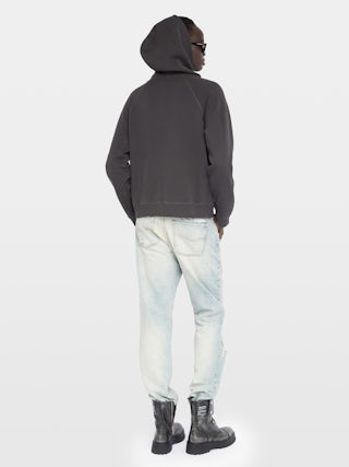 Georgy Sweatshirt - Hoodie with rhinestones and embroidered patch on the front.