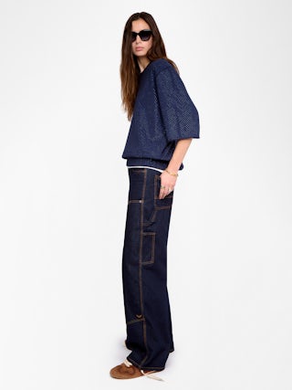 Edmond Sweatshirt - Oversized short-sleeved sweatshirt with worn effect and rhinestones.