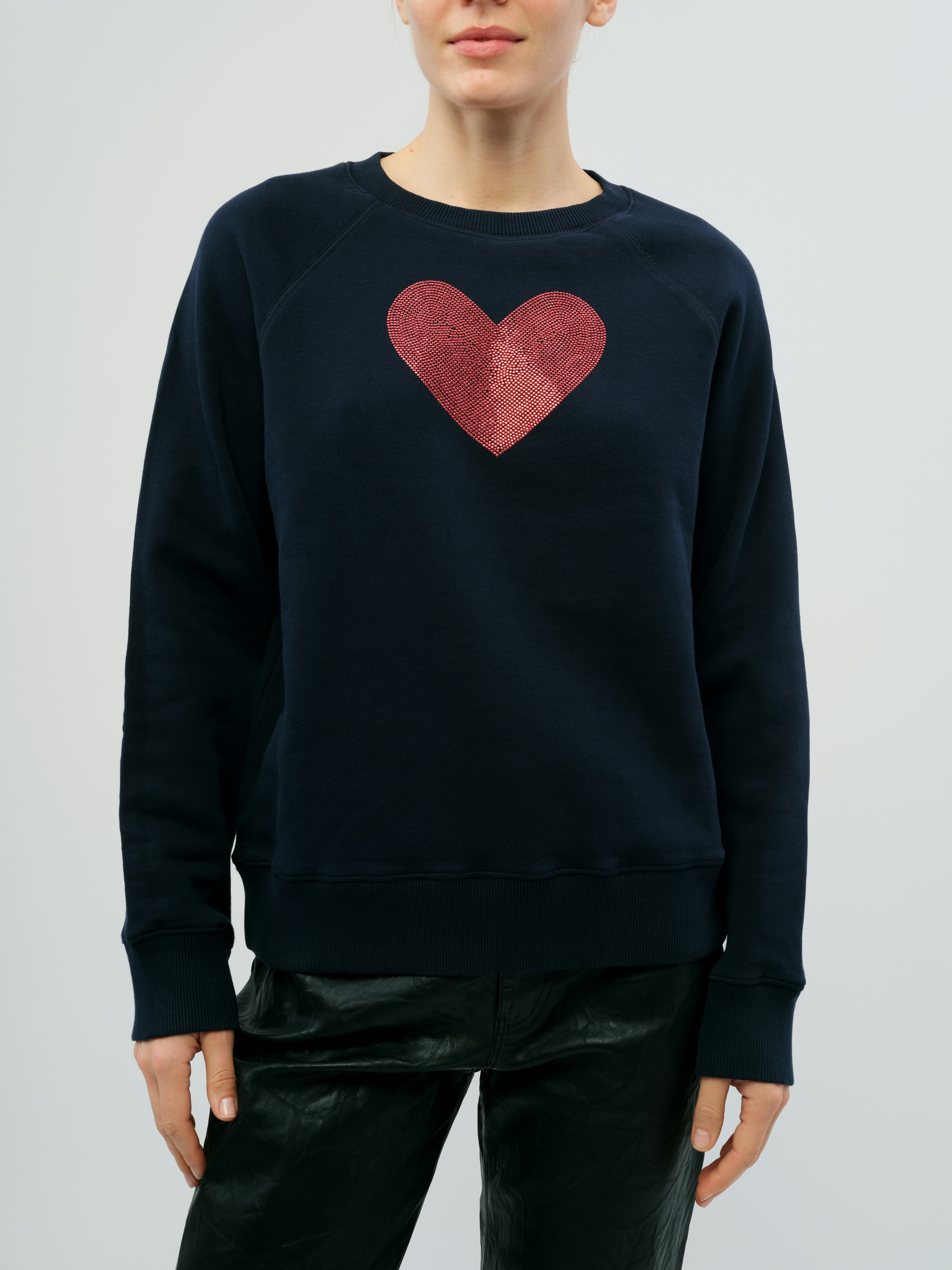 Upper Heart Sweatshirt - Classic sweatshirt with a heart detail.