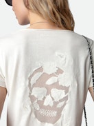 Skull Fishnet Tunisien - Women's white cotton t-shirt with fishnet skull design on back.