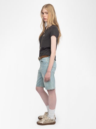 Tuni Henley T-shirt - Short-sleeved henley t-shirt with rhinestone wings on the back.