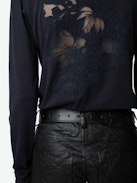 Camiseta Tunecina Fishnet - Camisa tunecina de algodón ecológico de color negro, de manga larga, con bordado de calaveras y flores en la espalda.
