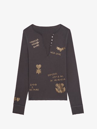 Henley T-shirt Tuni - Long-sleeved henley t-shirt with multi-crystal embellishment.