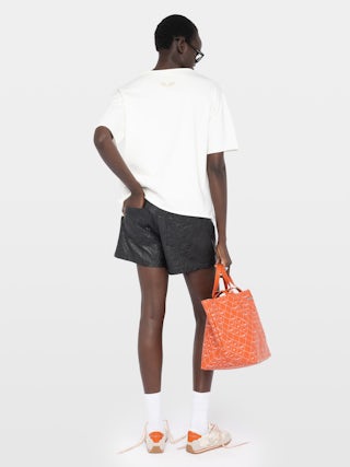 Henley T-shirt Meg - Short-sleeve V-neck henley t-shirt with worn effect.