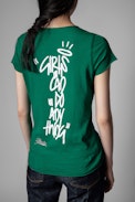 Multicusto Henley T-shirt - Girls can do anything women's green cotton Henley T-shirt. This product is GOTS certified and made with fibers from organic farming.