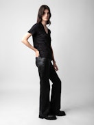 T-shirt Wassa - Women’s black T-shirt with diamanté embellishment.