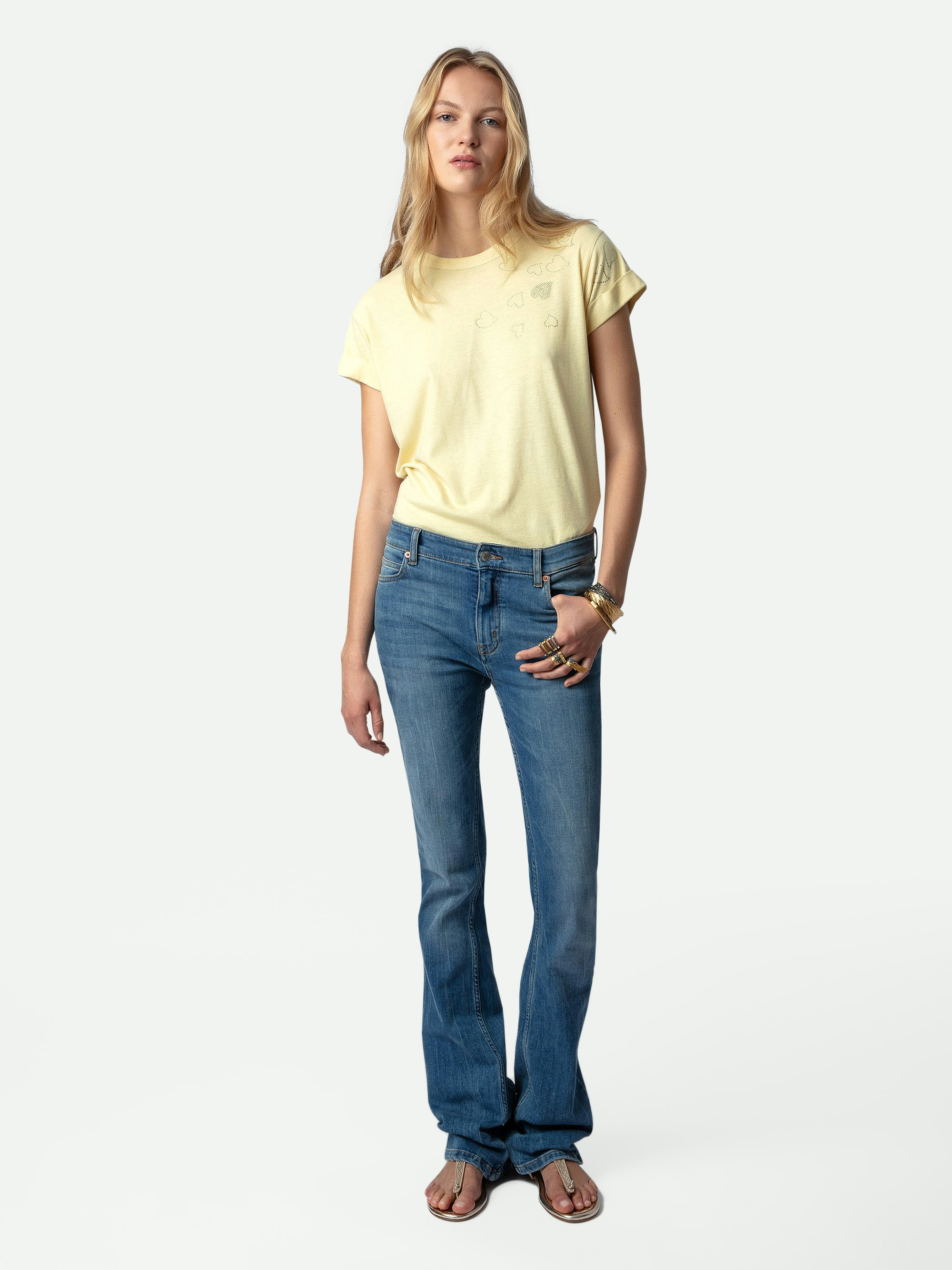 T-shirt Anya Strass - T shirt giallo chiaro girocollo con maniche corte e strass a cuore.