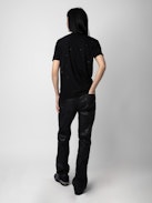 T-shirt Wassa - T-shirt nera con collo a V, maniche corte e strass.