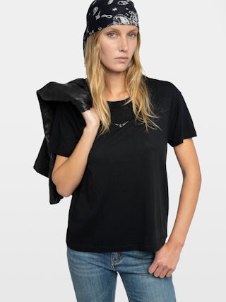 Marta T-shirt - Short-sleeved t-shirt with rhinestone wings on the front.