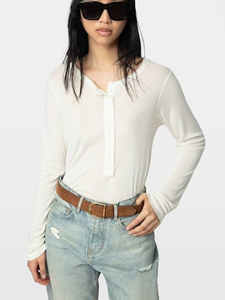 Blair T-shirt - Long-sleeved t-shirt with button fastening and wings on the front.