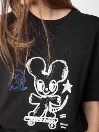 Edwin T-shirt - Round neck, short sleeve T-shirt with Humberto Cruz mouse on the front.