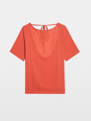 Ella T-shirt - Short-sleeved T-shirt with open back and drawstring with wing charms.