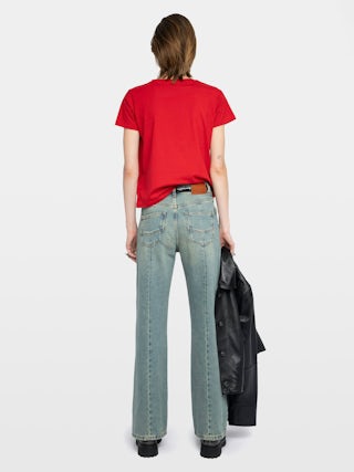 Alys T-shirt - Short-sleeved T-shirt with wording patch on the front.