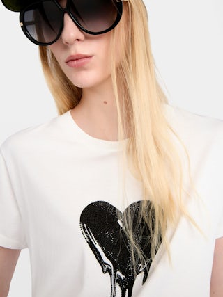 Walk T-shirt - Round neck t-shirt with short sleeves featuring rhinestone embellishment.