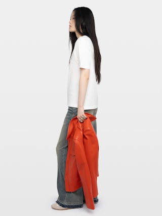 T-shirt Boo - Short-sleeved t-shirt with front print and rhinestones.