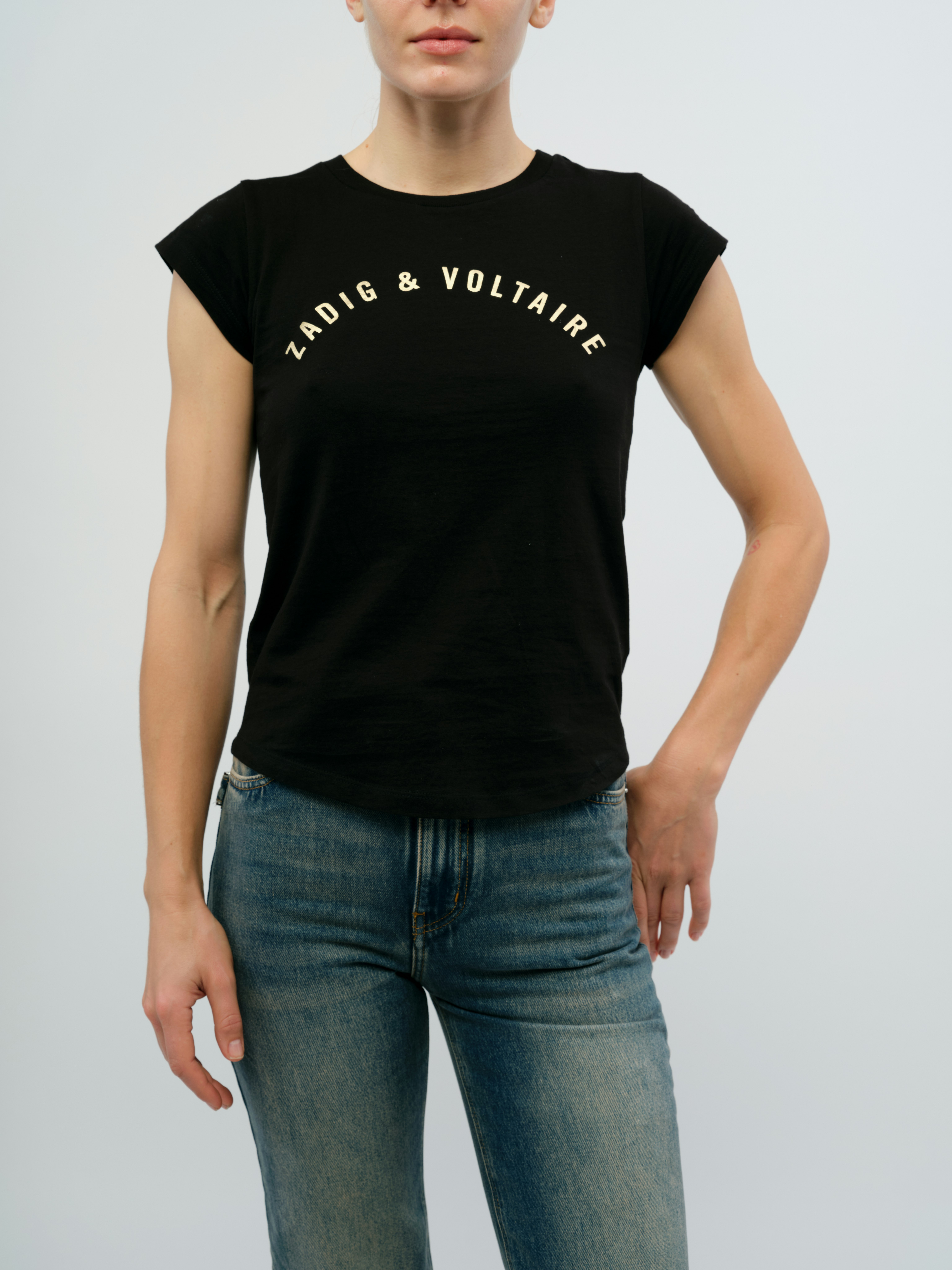 Skinny Z T-Shirt - Slim T-shirt with small “Z” logo.