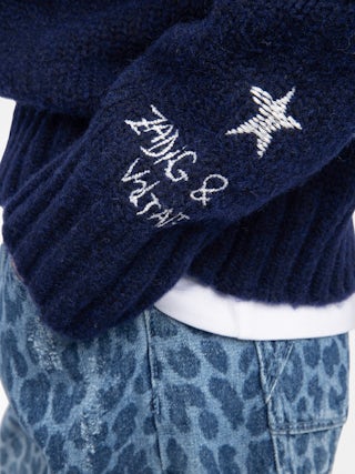 Malta Girl's Jumper - Wool jumper, round neck and buttoned opening on the shoulder, fancy logo embroidered on the sleeve.