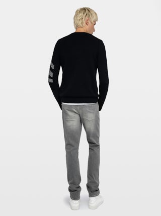 Kennedy Jumper 100% Cashmere - Long-sleeved black 100% cashmere jumper with arrow on left arm.
