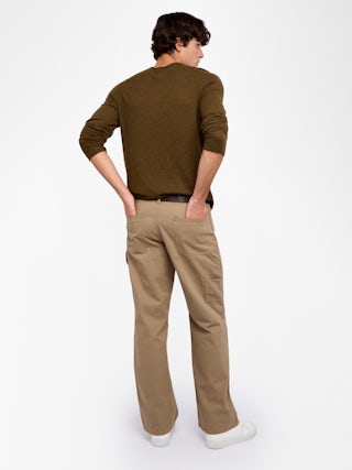Teiss 100% Cashmere Jumper - Round neck jumper with long sleeves.