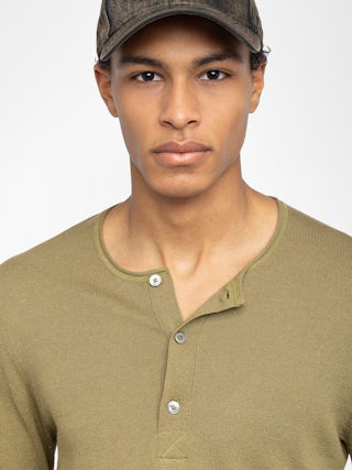 Maglia Veiss - Maglia fine con collo abbottonato.