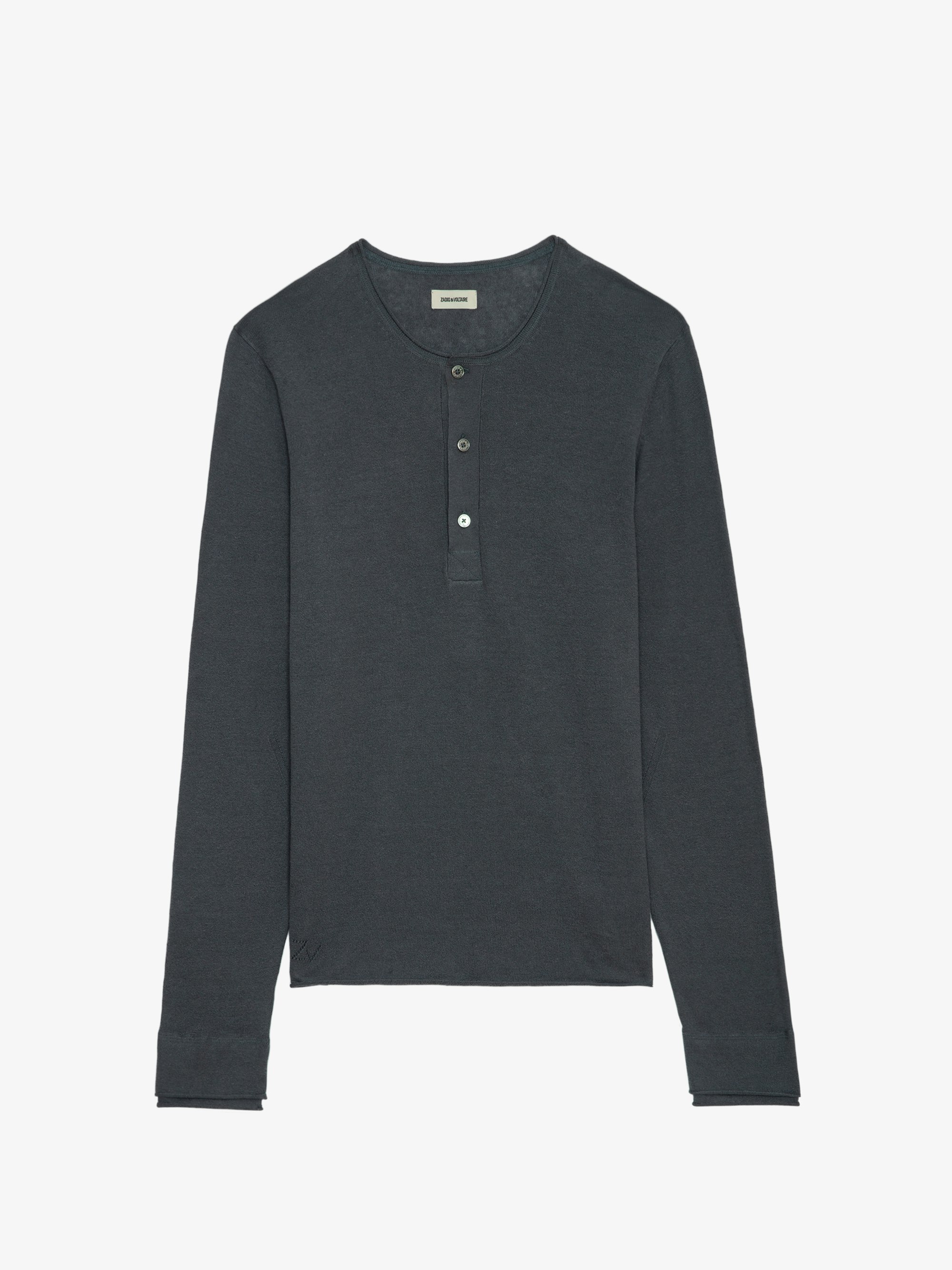 Veiss Sweater - Fine knit sweater with buttoned collar.